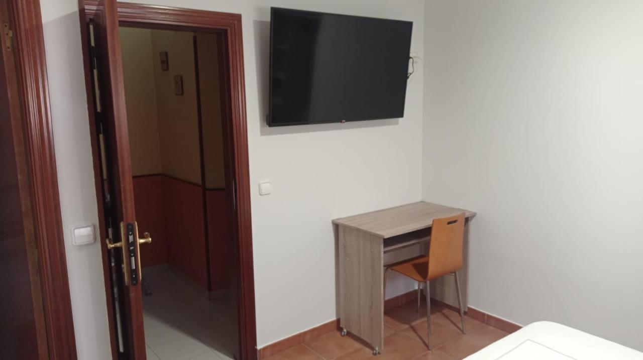 Alojamiento Numancia Pension Burgo 外观 照片