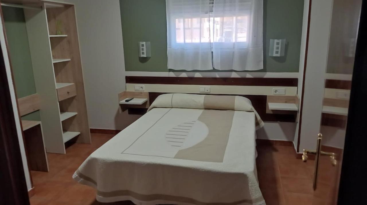 Alojamiento Numancia Pension Burgo 外观 照片